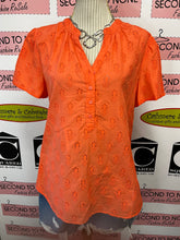 Load image into Gallery viewer, Orange 100% Cotton Eyelet Top (Size M)