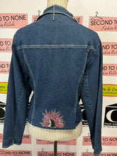 Cargar imagen en el visor de la galería, Linda Lundstrom Beaded Jean Jacket (Size L)