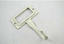 Cargar imagen en el visor de la galería, Gancho de pared "Nombre de usuario" de hierro fundido (3 colores)