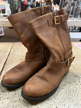 Load image into Gallery viewer, Steve Madden Leather Buckle Boots (Size 8)