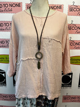 Load image into Gallery viewer, Papa 100% Cotton Pink Top (Size S)
