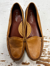 Load image into Gallery viewer, Naturalizer Leather Moccasin Loafers (Size 9.5)