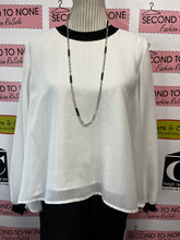 Load image into Gallery viewer, French Connection Flowy Blouse (Size 8)