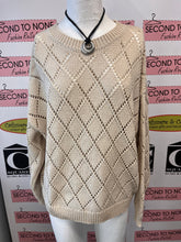 Cargar imagen en el visor de la galería, Primark Sparkly Diamond-Point Sweater (Size Large)