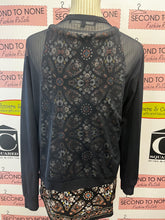 Cargar imagen en el visor de la galería, Sheer Back Wrap Cardigan (Size XL)