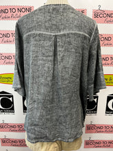 Load image into Gallery viewer, Made in Italy 100% Linen Top (Size L)