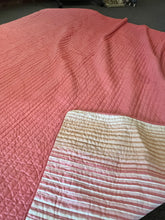 Cargar imagen en el visor de la galería, Orange Sunset Quilt (Twin Size)