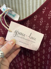 Load image into Gallery viewer, NWT Grace and Lace Burgundy Flowy Tank Top (Size L)
