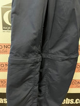 Cargar imagen en el visor de la galería, Columbia PFG Convertible Windbreaker Pants/Shorts (Size 16R)