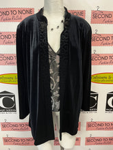 Load image into Gallery viewer, Vintage Black Crushed Velvet Cardigan (Size M)