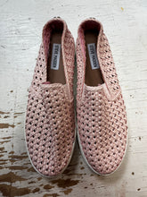 Load image into Gallery viewer, Steve Madden Pink Woven Adly Shoes (Size 9.5)