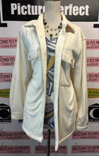 Load image into Gallery viewer, Nicole Miller Linen Top (Size L)