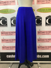Cargar imagen en el visor de la galería, Royal Blue Wide Leg Crop Pants (Only 2 3XL Left!)