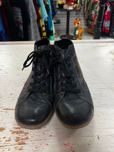 Load image into Gallery viewer, Remonte Patchwork Leather Ankle Boots (Size 39=8)