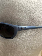 Cargar imagen en el visor de la galería, Vintage 2000s Nike Sport Micro Sunglasses