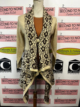 Cargar imagen en el visor de la galería, NWT Alpaca Wool Cardigan (One Size)