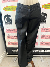 Load image into Gallery viewer, Shiny Black Denim Skinny Jeans (Size 40/10)