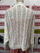 Load image into Gallery viewer, Denver Hayes Crochet Shawl (Size L)