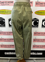 Charger l'image dans la galerie, Outdoor Supply Company Pants (Size L)