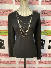 Load image into Gallery viewer, Attached Pearl Necklace Long Sleeve (Size M/L)
