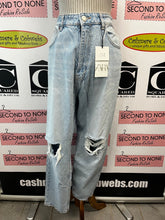Load image into Gallery viewer, NWT Zara Classic Mom Jeans (Size 14)