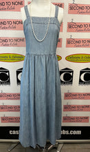 Load image into Gallery viewer, Caslon Denim Dress (Size M)