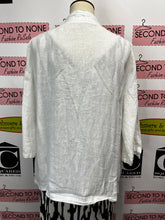 Load image into Gallery viewer, Made in Italy Linen Cover (Size M)