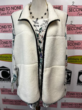Load image into Gallery viewer, Liz Claiborne Fleece Lined Top (Size XXL)