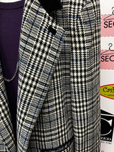 Load image into Gallery viewer, Vintage Addition-Elle Wool Blend Plaid Blazer (Size 18)