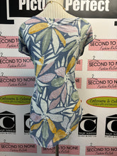 Load image into Gallery viewer, Nicole Miller Linen Top (Size L)