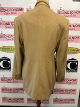 Load image into Gallery viewer, Vintage Conrad C 100% Camel Hair Blazer (Size 10)