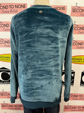 Cargar imagen en el visor de la galería, Gaiam Velour Sweater (Size L)