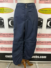 Cargar imagen en el visor de la galería, Columbia PFG Convertible Windbreaker Pants/Shorts (Size 16R)
