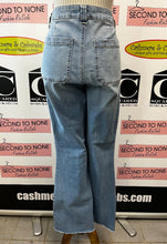 Cargar imagen en el visor de la galería, ReGeneration Button Fly Flared Jeans (Size 11 x 30)