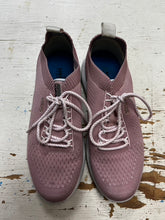 Load image into Gallery viewer, Geox Spherica Sneakers (Size 9)