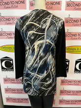 Load image into Gallery viewer, Black & Blue Fooler Top (Size XL)