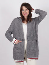 Cargar imagen en el visor de la galería, Cabin-Pattern Long Cardigan