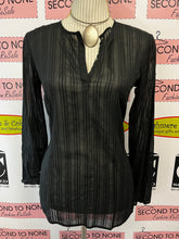 Cargar imagen en el visor de la galería, Ann Taylor Sheer Top (Size 2)
