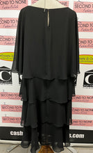 Load image into Gallery viewer, Laura Plus Sequin Accent Tiered Dress (Size 22W)