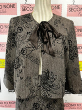 Cargar imagen en el visor de la galería, Bob Mackie Jacket + Skirt Set (Size 4)