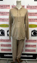 Load image into Gallery viewer, Saks Fifth Avenue 100% Cashmere Lounge Set (Size M)