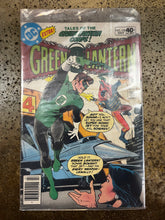 Cargar imagen en el visor de la galería, Vintage DC Comics - Green Lantern (5 Choices)