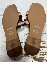 Load image into Gallery viewer, Faux Hermes "Oran" Leather Sandals (Size 41=10)