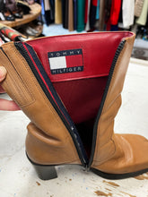 Load image into Gallery viewer, RARE Vintage Tommy Hilfiger Chunky Leather Boots (Size 6 1/2)
