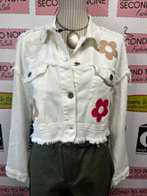 Load image into Gallery viewer, Cropped White Denim Jacket With Flower Motif