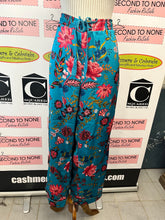 Load image into Gallery viewer, Loft Floral Satin Pants (Size XL)