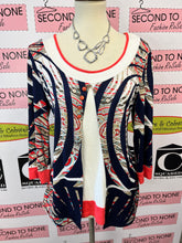 Load image into Gallery viewer, Unique Paisley Print Fooler Top (Size M)