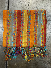 Cargar imagen en el visor de la galería, Indian Slub Scarf (8 Colours)