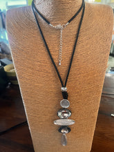 Cargar imagen en el visor de la galería, Long Silver & Gem-Stone Necklace