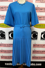 Load image into Gallery viewer, Vintage D’Alliard’s 2 PC Blue Pleated Dress (Size 18)